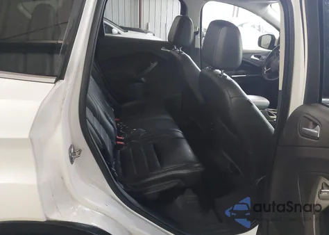 2017 Ford Escape Titanium из США, поврежденный, VIN 1FMCU9J93HUE30852